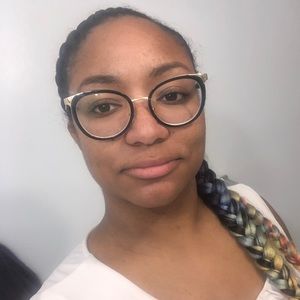 Meet your Posher, Tarah